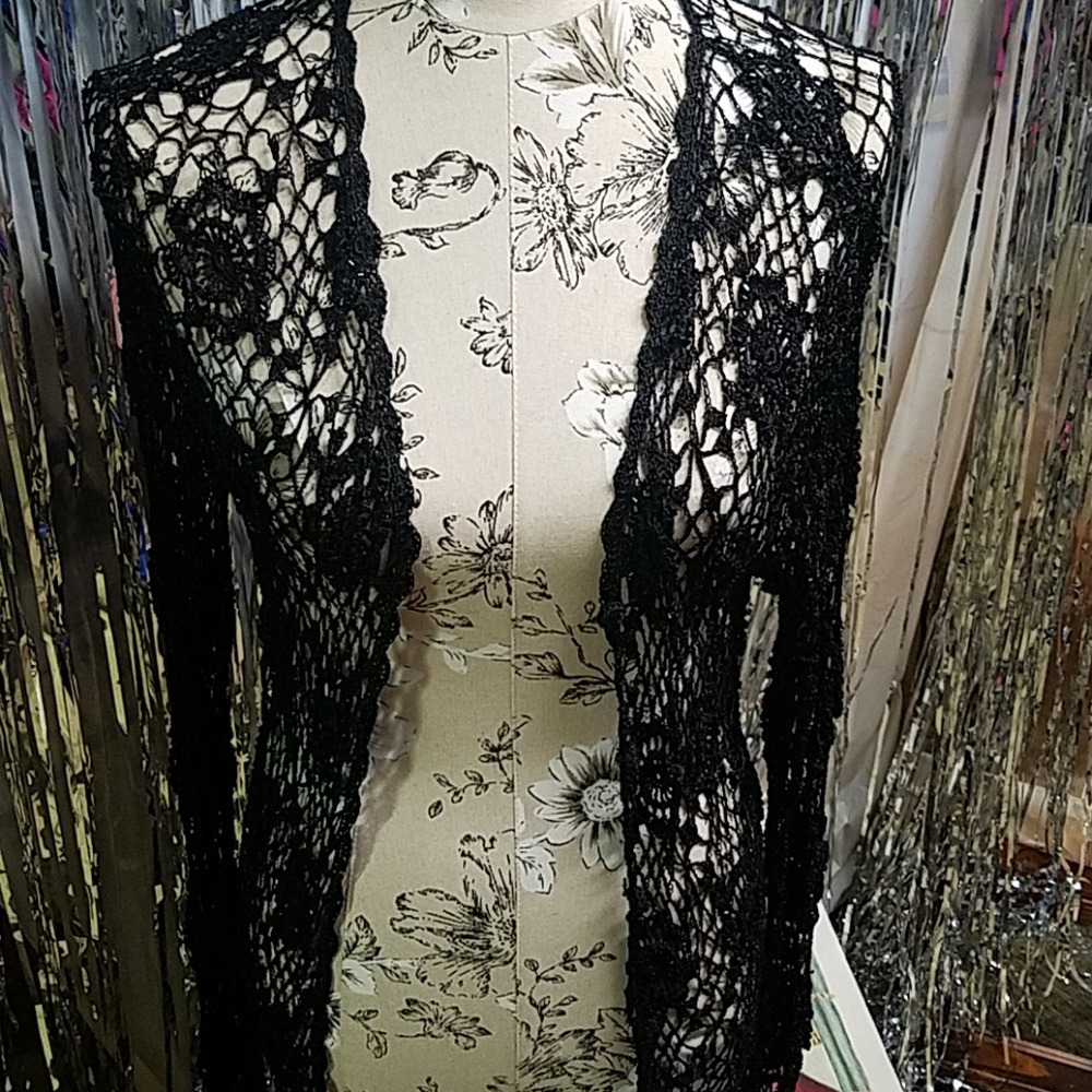 ❤Gorgeous❤  Sexy ❤Krashetta lace❤ size M.❤